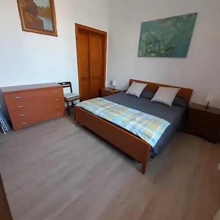 Apartment Geo Carfritt House *